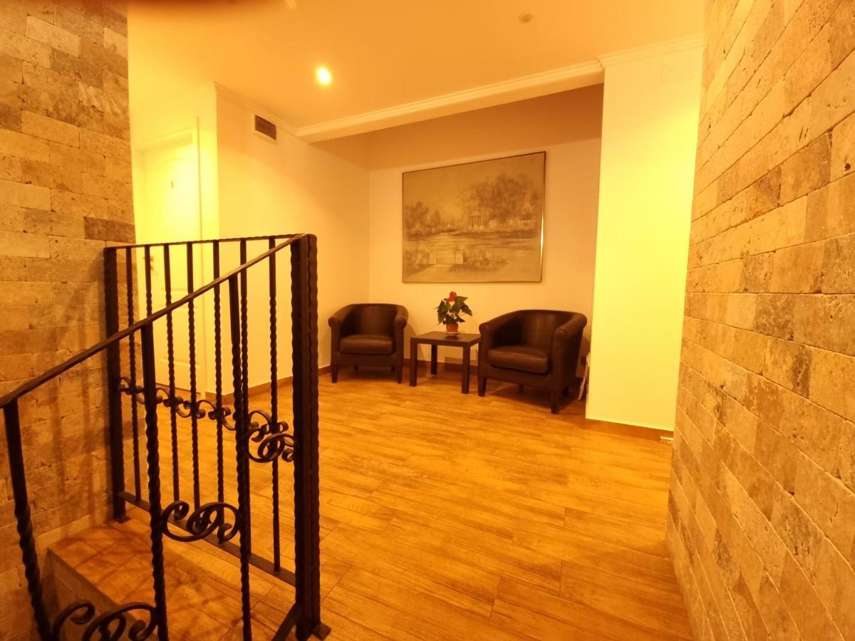 Hanul Doftana Trăisteni Esterno foto