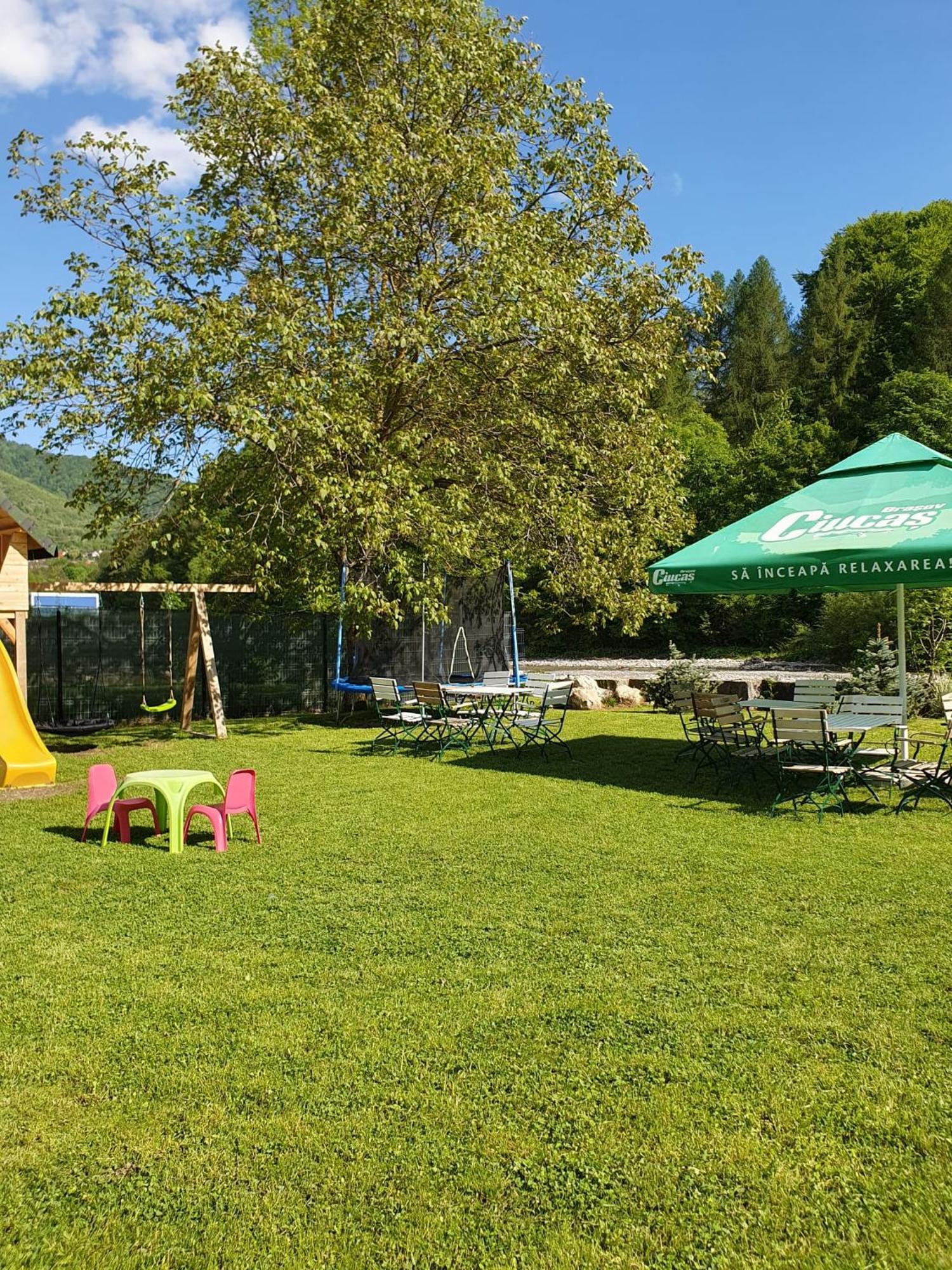 Hanul Doftana Trăisteni Esterno foto